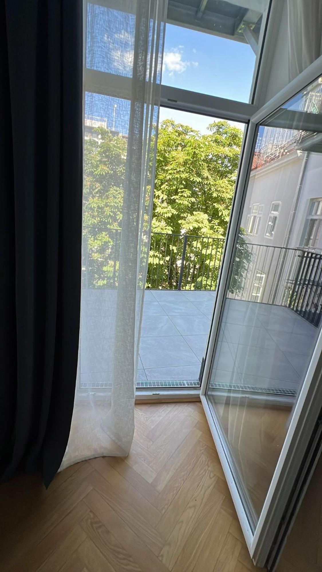 Large Garden-View Balcony Comfort Retreat 1020-Vienna Exterior photo